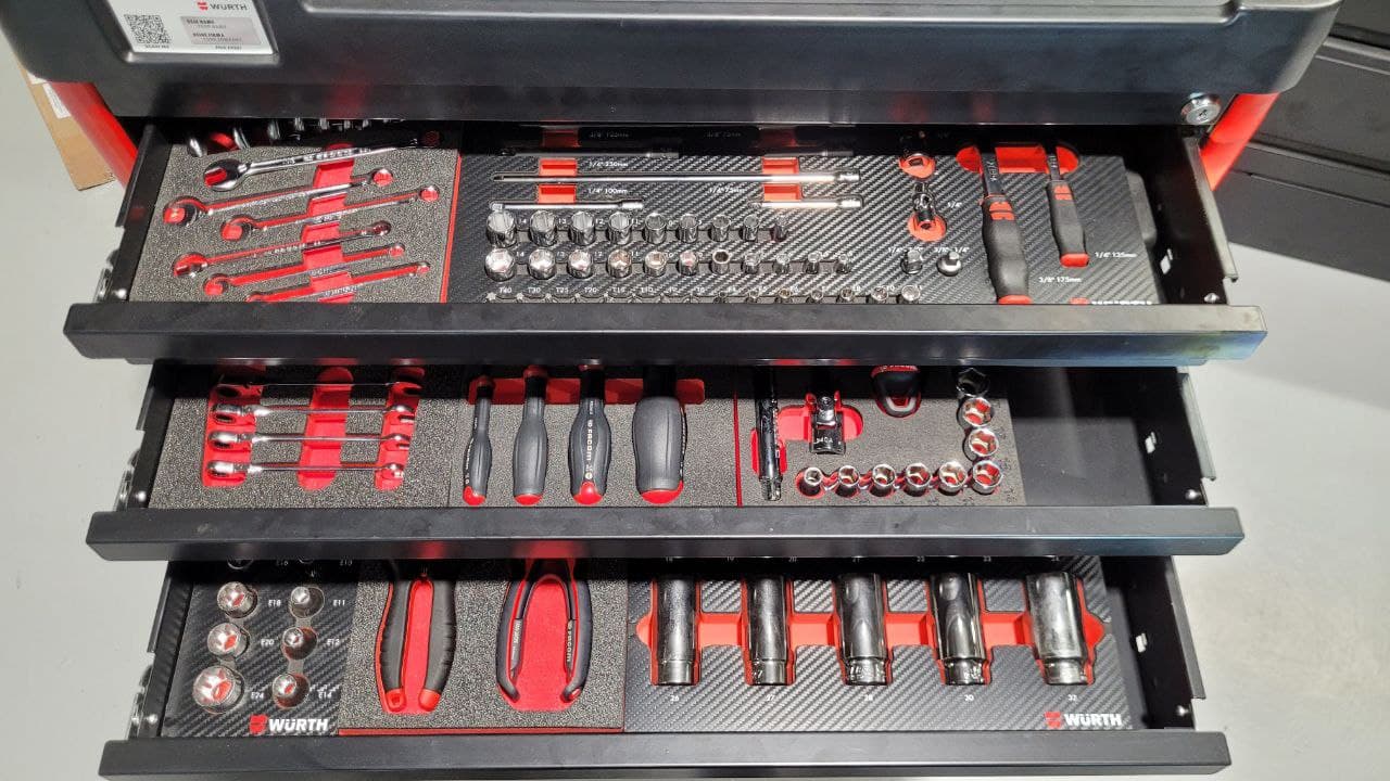 Outillage professionnel en atelier — Lux Motors Toulouse